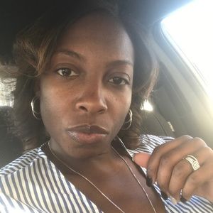 Meet your Posher, Candace